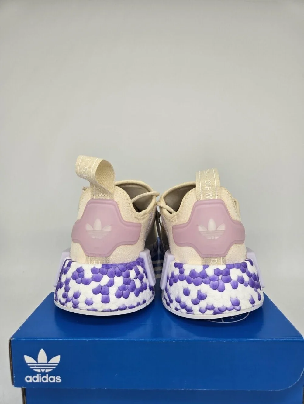 Adidas Women's NMD_R1 GW5694 Wonder White Purple Tint Shoes Size 8